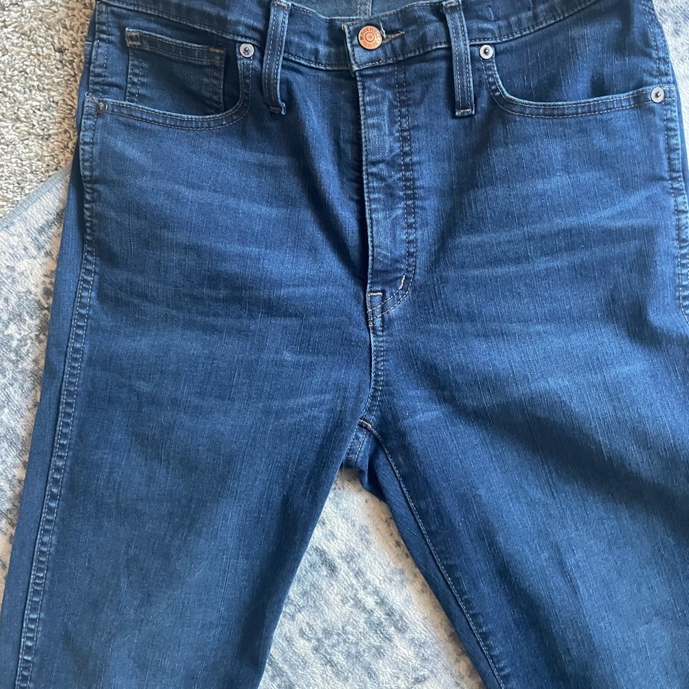 Madewell Woman’s High Rise Skinny Jeans in Sz 10 30’inseam gently used - Picture 2 of 6